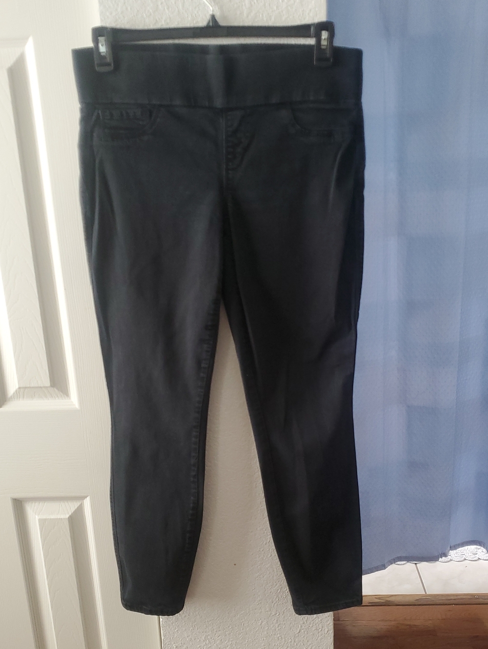 Donna Karan Black Slim Jeggings